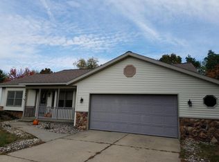 7368 21st Ave, Jenison, MI 49428