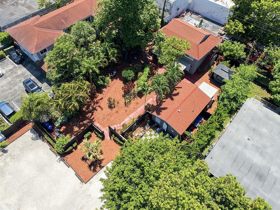 1st image of 1329 NE 5TH Avenue