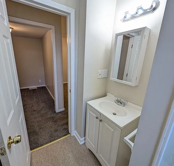 109 Goethe St #LOWER REAR — Photo 17