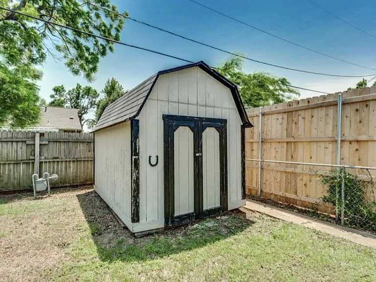628 Sunset Dr — Photo 20