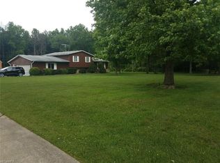 9041 Yale Rd, Diamond, OH 44412