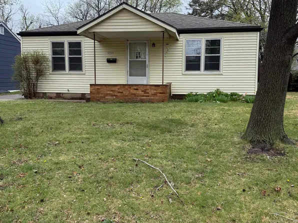 1711 N Robbins St, Augusta, KS 67010