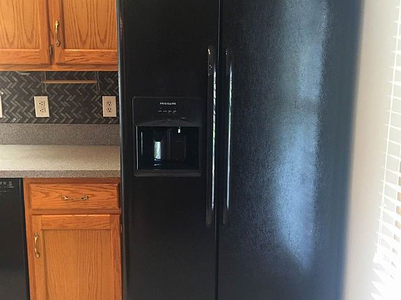 3rd image of 89 Westwood Dr