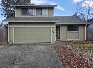 2446 Cactus Ave, Santa Rosa, CA 95405