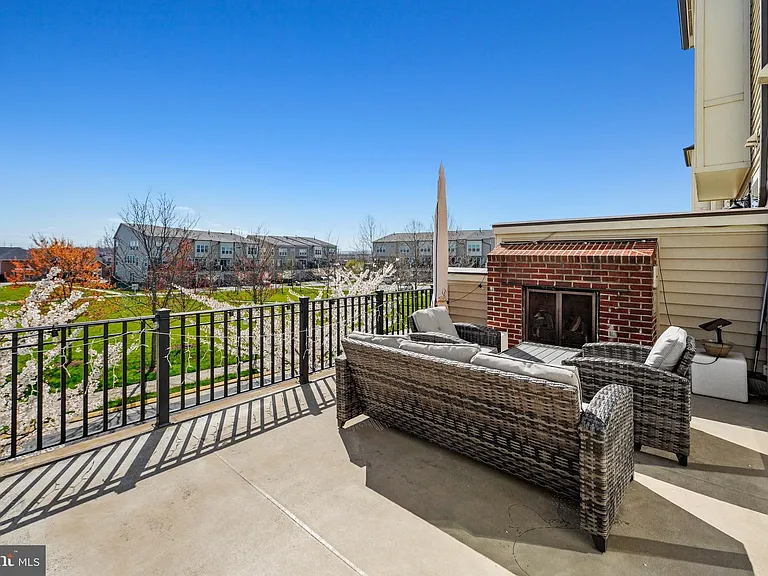 42265 Riggins Ridge Ter — Photo 51