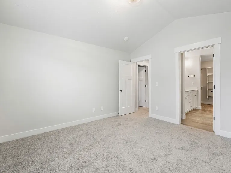 1743 W Terra Vista Ln — Photo 8
