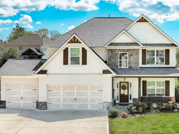 9974 Hummingbird Ln, Knoxville, TN 37923