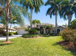 5902 Barclay Ln, Naples, FL 34110