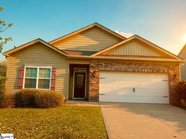 408 All Seasons Dr, Boiling Springs, SC 29316
