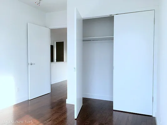 Rented by Living New York | media 25