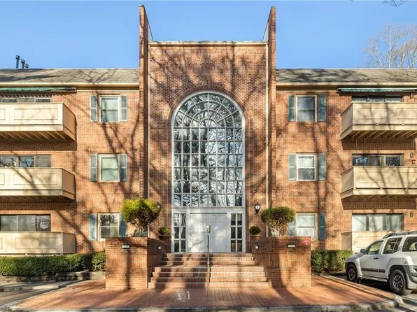 206 Ridley Howard Ct, Decatur, GA 30030