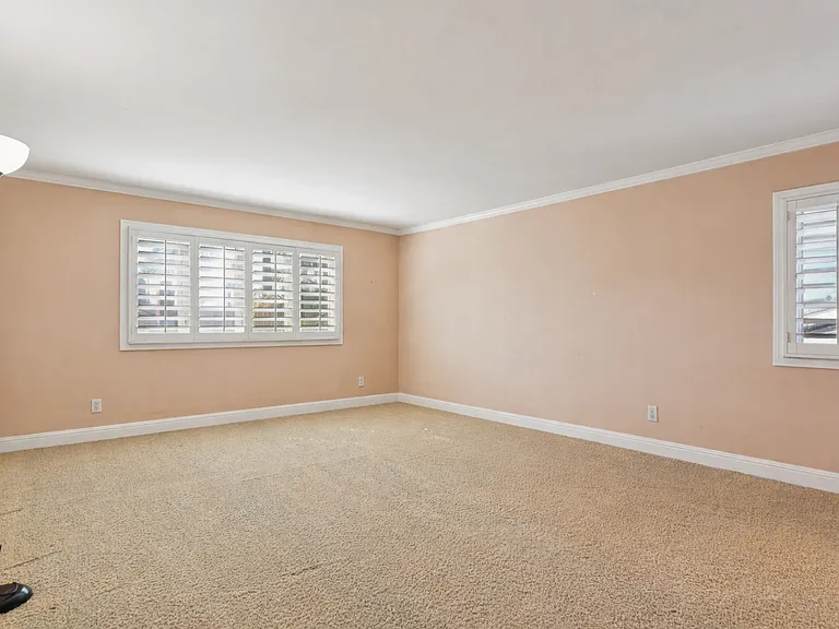 4182 Silliman Dr — Photo 18