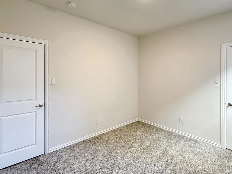 2653 Acadia Dr — Photo 14