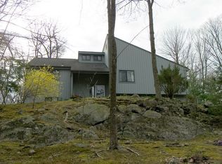 51 Cliffside Ln, Bedford Corners, NY 10549