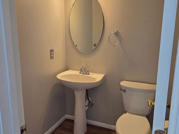5th image of 1027 Chestnut Moss Ct