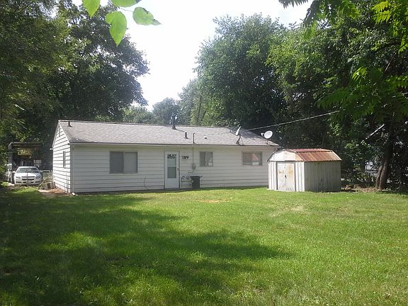 2nd image of 20974 Seminole St