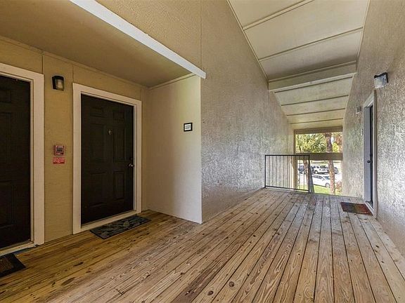 4th image of 4045 Crockers Lake Blvd #23