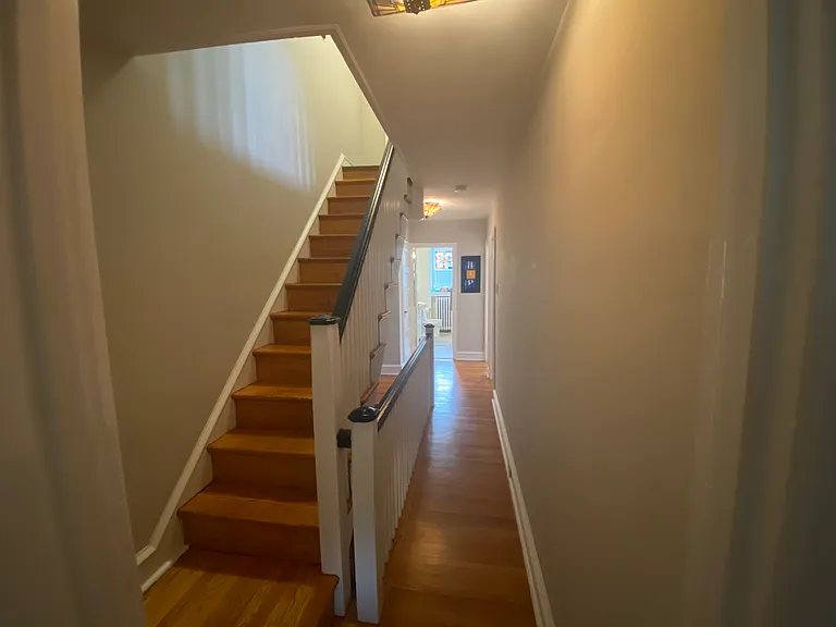 43 Woodale Ave — Photo 12