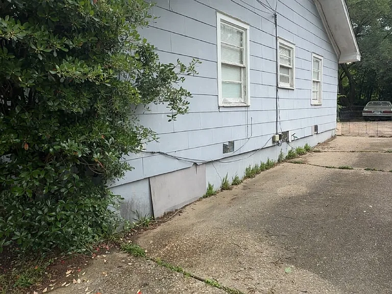 3970 Council Cir — Photo 2