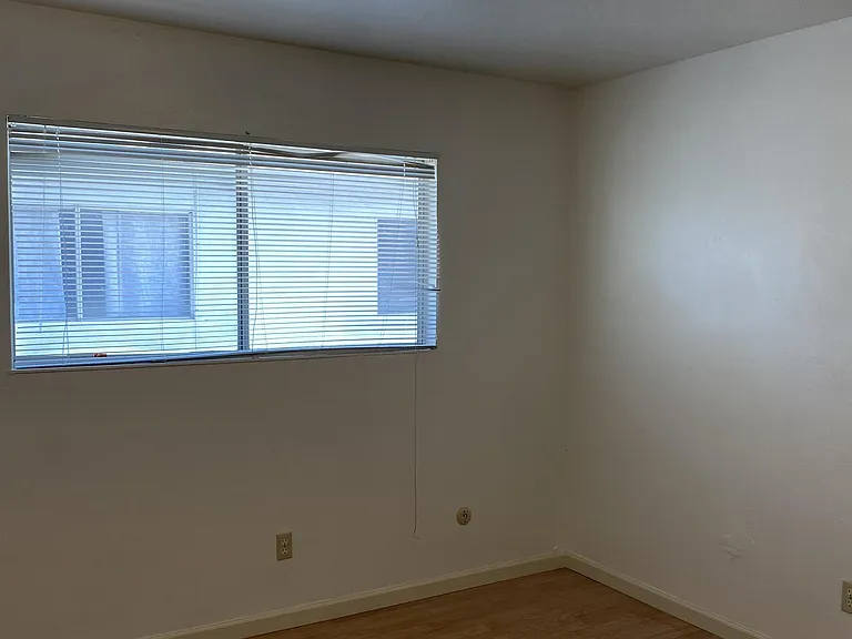 1304 Ensenada Dr #1 — Photo 20