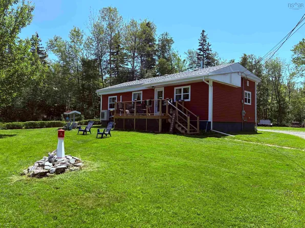 193 Babcock Dr, Westmount, NS B1R 1N2