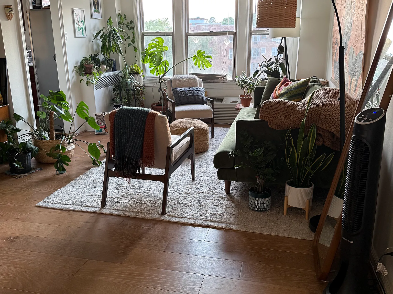 Studio, 625 sqft, $2,150 — Photo 4