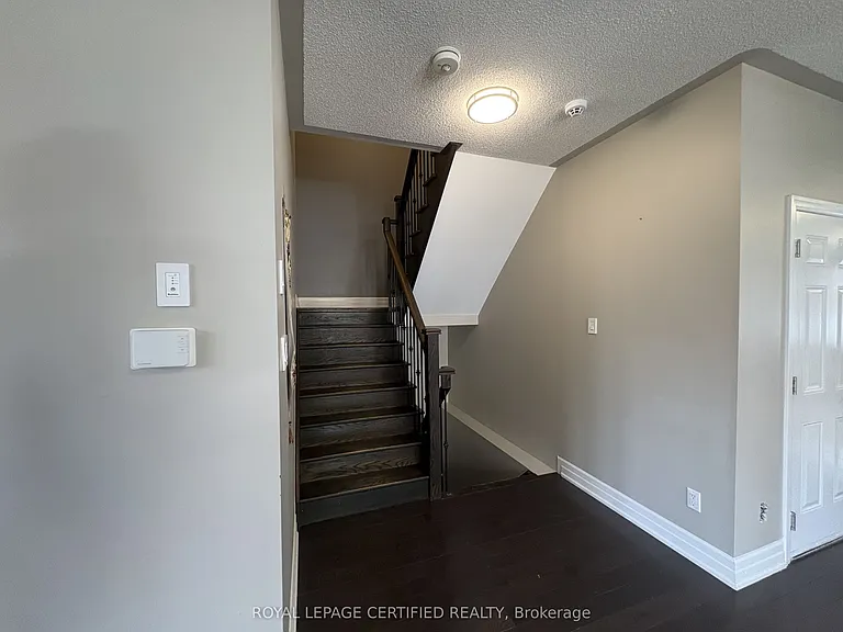 271 Andrews Trl #UPPER — Photo 8