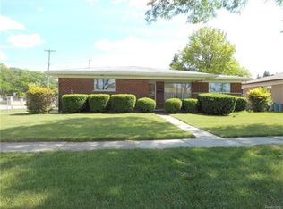 14744 Ivanhoe Dr, Warren, MI