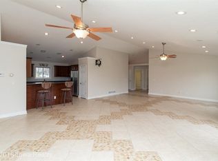 2301 SE 1st St, West Des Moines, IA 50265