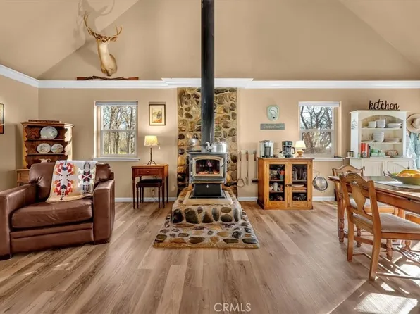 18810 Phyllis Rd, Cottonwood, CA 96022