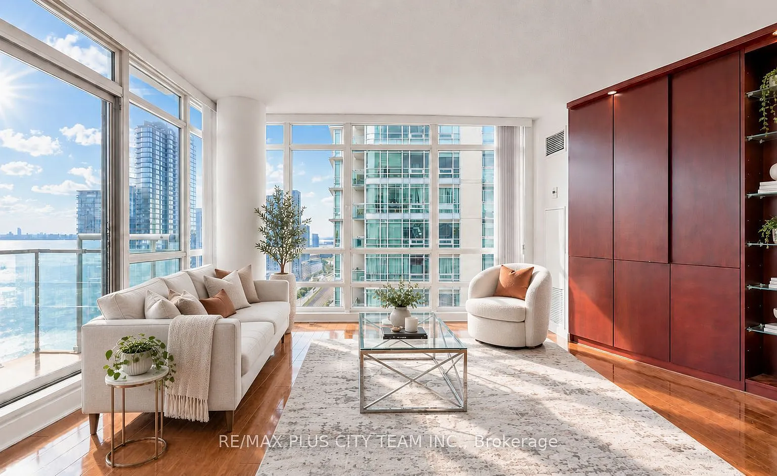3 bed, $3,700 — Photo 2