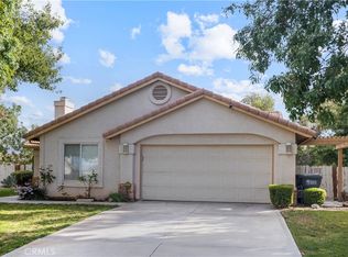 15589 Cheyenne St, Hesperia, CA 92345