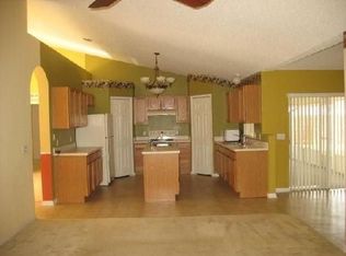 2126 Medina Hills Ln, Mascotte, FL 34753