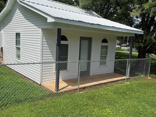 3604 8th Ave SW #B, Huntsville, AL 35805