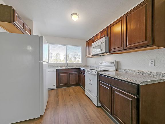 5th image of 3567 Arville St Unit 707B