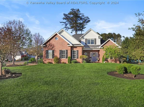 209 Southern Woods Dr, South Charleston, WV 25309