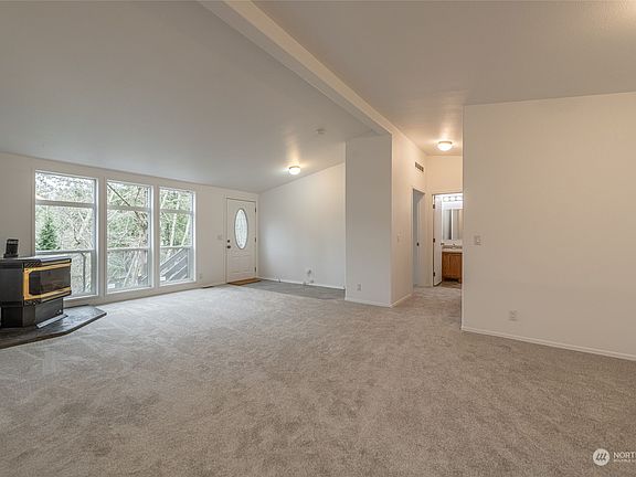3rd image of 5745 Pioneer Park Place