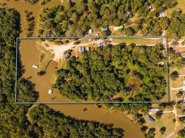 292 Woodson Landing Rd, Deville, LA 71328