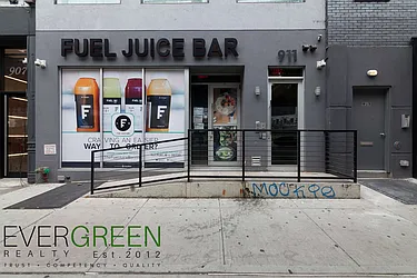 911 Broadway in Bushwick