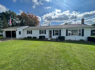 1528 Galbraith Line Rd, Yale, MI 48097