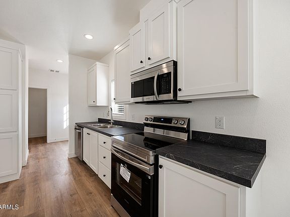 4th image of 360 W GRANADA Drive