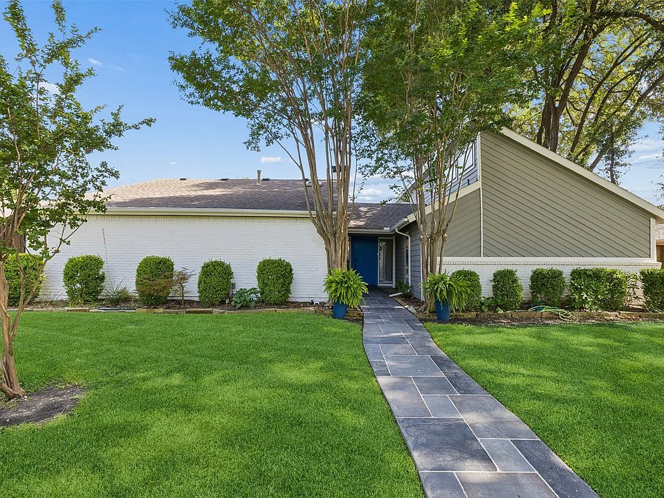 1st image of 2312 La Vida Pl