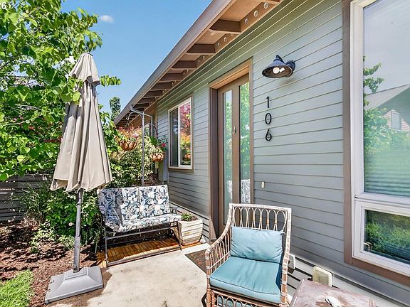 5th image of 106 Dunn Cir