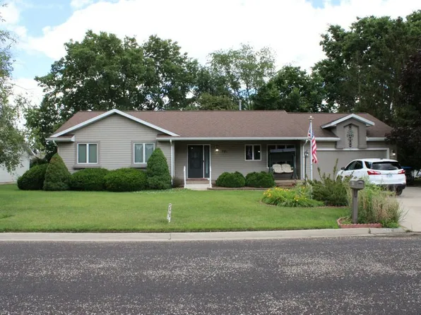 701 Marsha Ln, Rock Falls, IL 61071