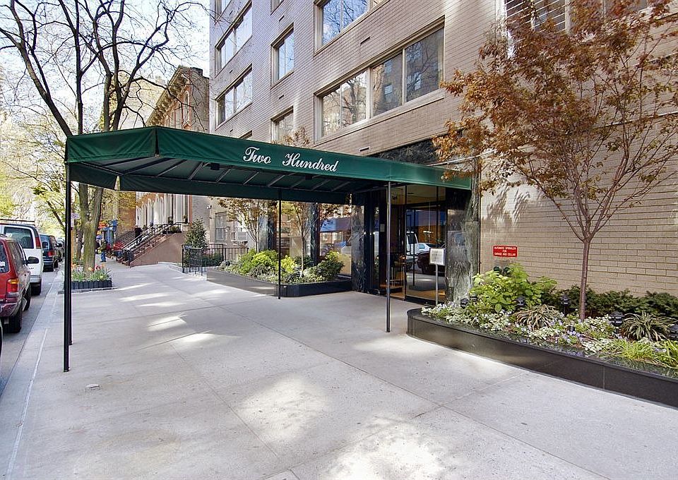 1st image of 1359 3rd Ave #16G