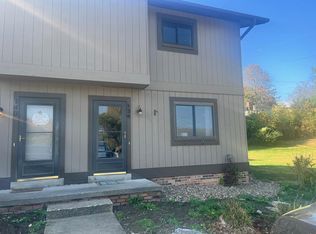 139 Cherrywood Villa, Beaver, WV 25813