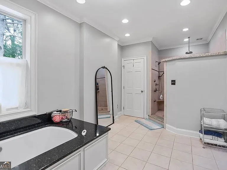 420 Ridgecrest Rd — Photo 12