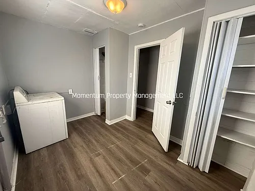 1144 La Salle St Photo 1