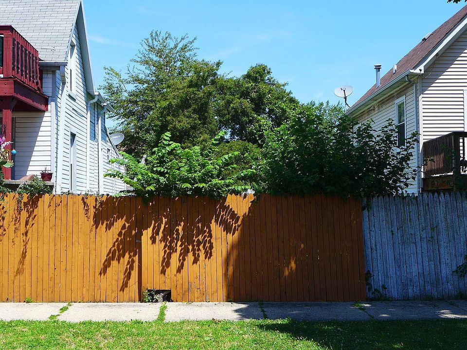 1st image of 4644 W McLean Ave