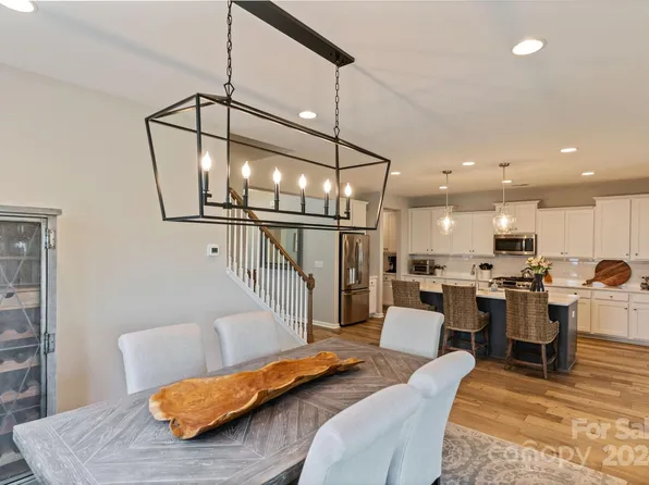 184 Broadleaf Dr, Denver, NC 28037